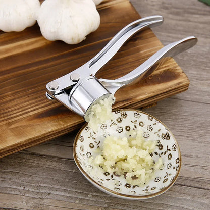 Kitchen Garlic Crusher - Stainless Steel Squeezer & Grinder